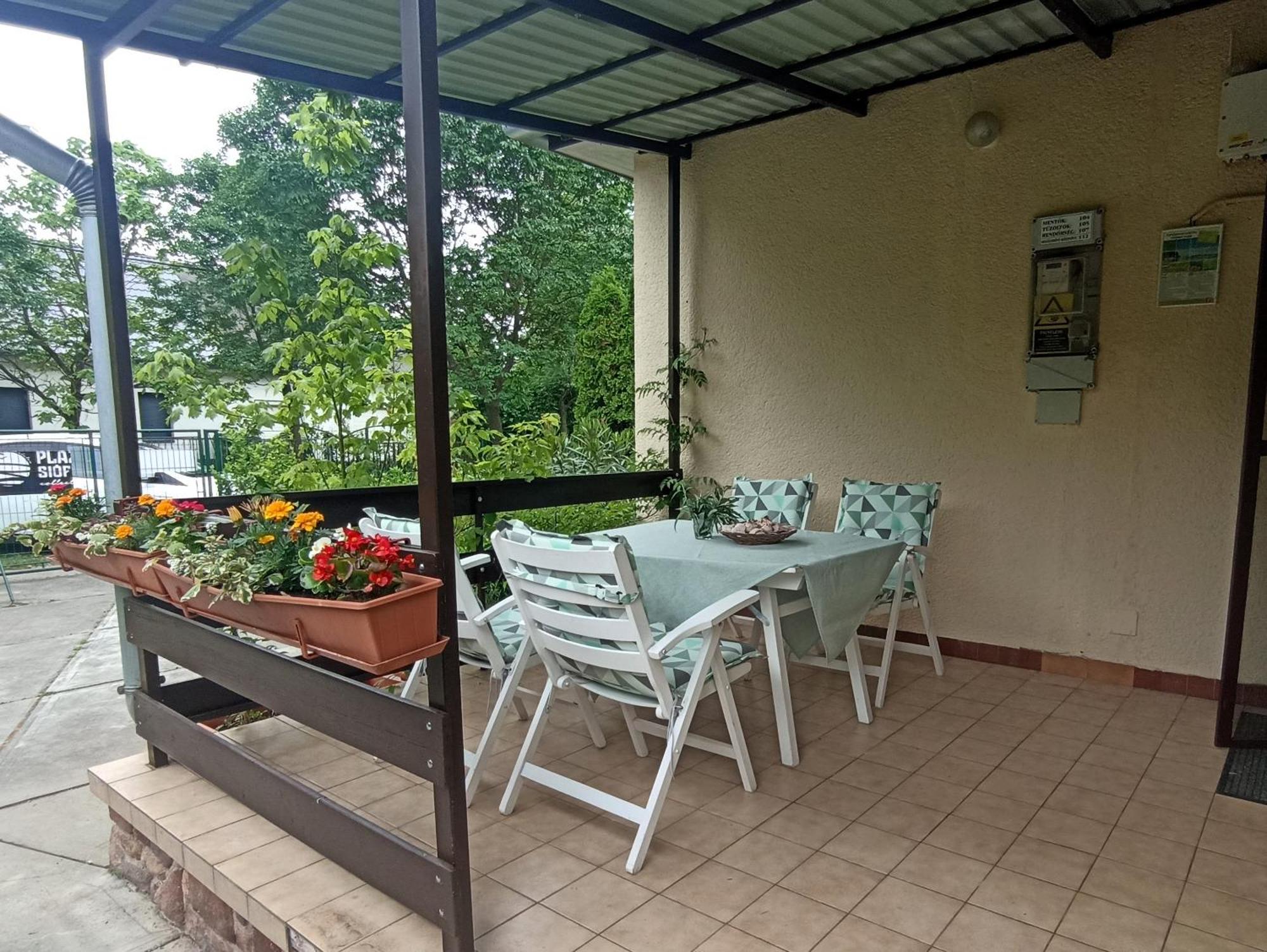 Csillag-lak Balatonföldvár Exterior foto