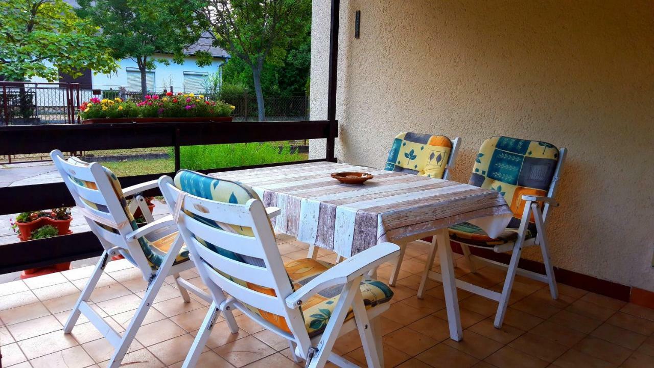 Csillag-lak Balatonföldvár Exterior foto